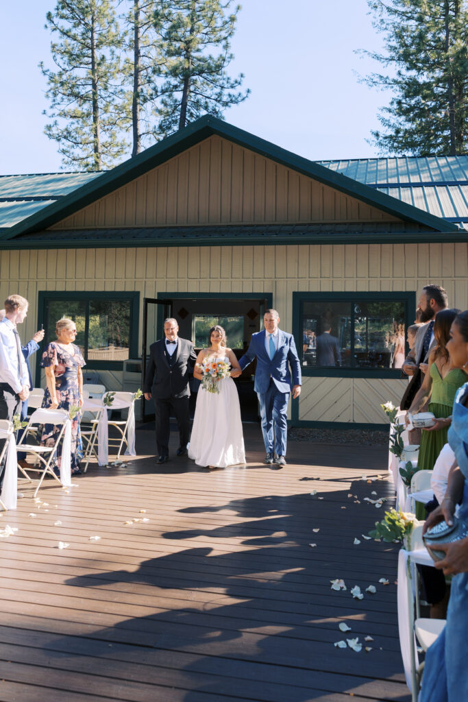 Wedding ceremony at Trailhead Event Center Q'emlin Park Post Falls Idaho