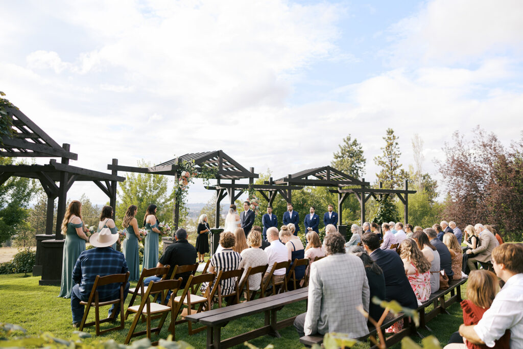 outdoor wedding ceremony Beacon Hill Spokane Arch and Elm Photography