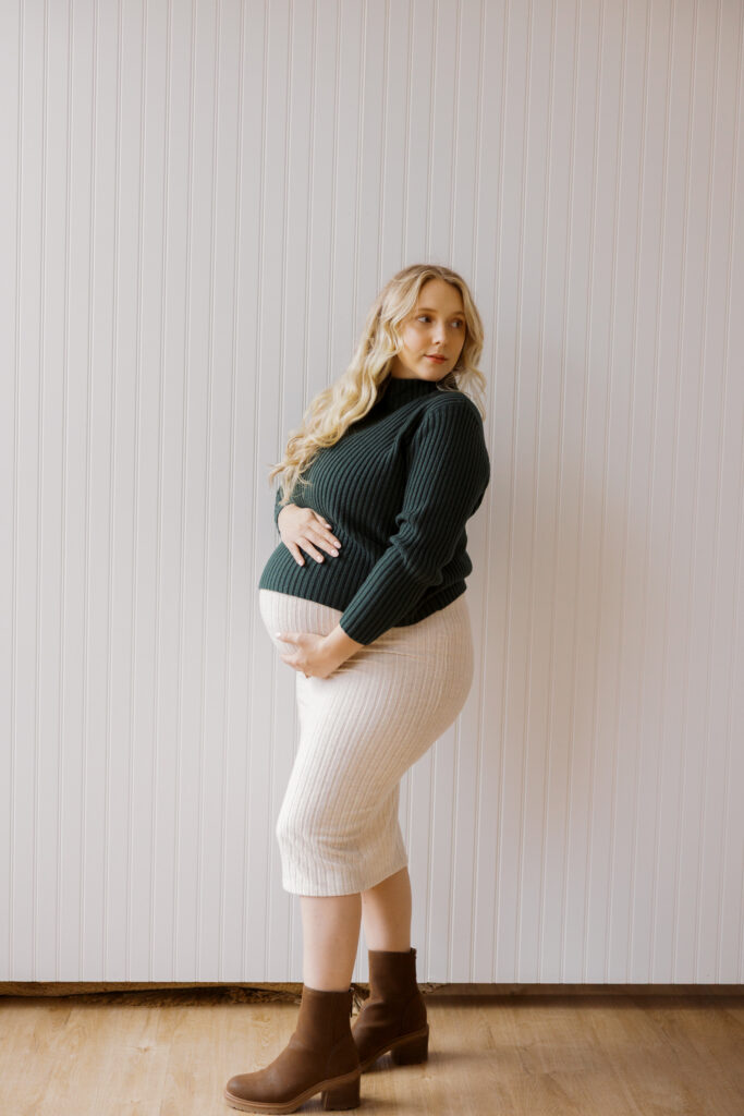 maternity portrait Afterglow Studio Spokane 