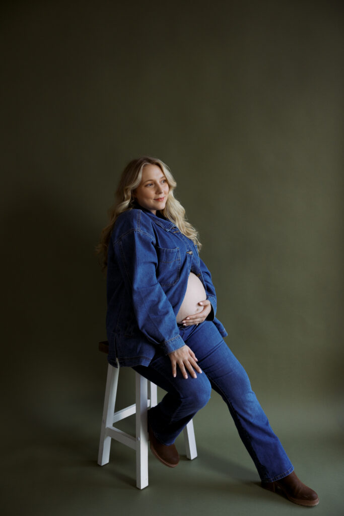 maternity portrait Afterglow Studio Spokane 