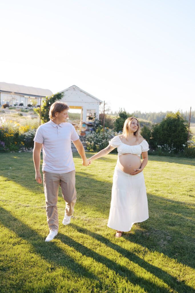 engagement session at glasshouse on monroe